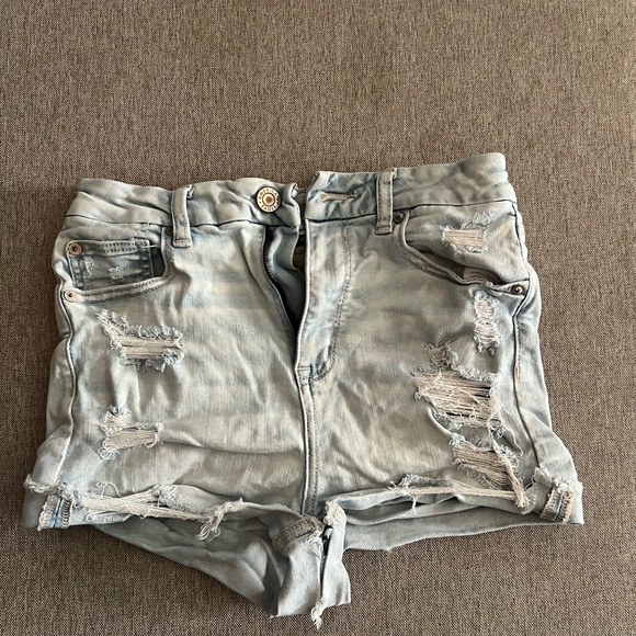 American Eagle Ripped Short Jean Shorts - Picture 1 of 4